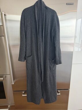 White and Warren Long Cashmere Robe - S